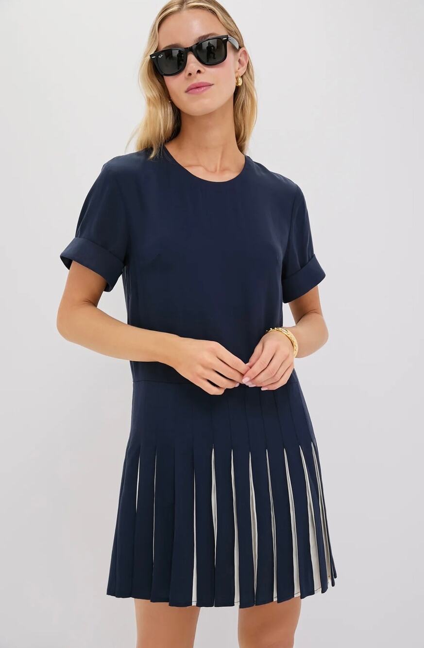 Tuckernuck Navy Pleated Liza Mini Shift Dress Feminine Classic Preppy - Large